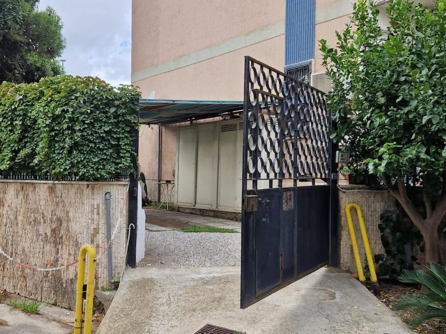 La Casa Di Elenu A Posillipo * Naples